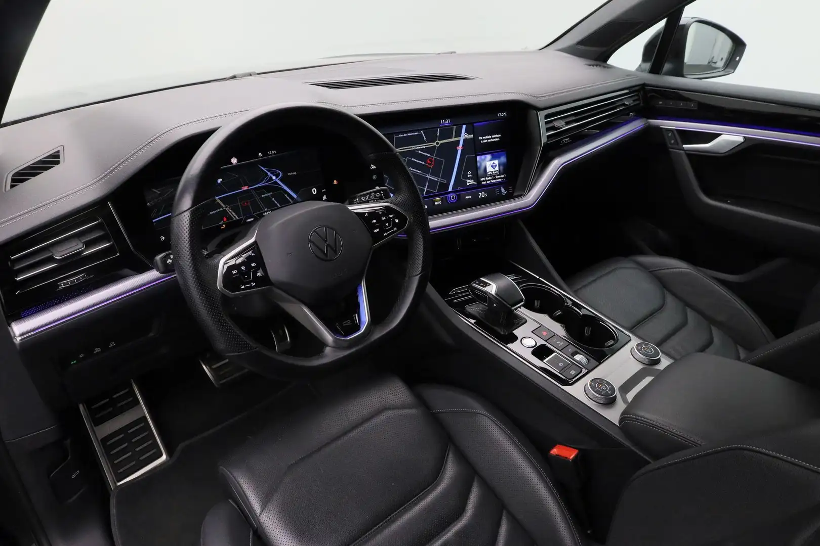 Volkswagen Touareg R 3.0 TSi 462 pk eHybrid 4MOTION | Panoramadak | T Zwart - 2