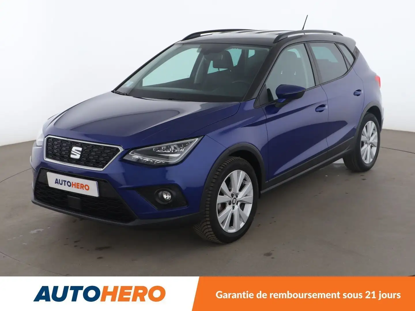 SEAT Arona 1.0 EcoTSI Urban Bleu - 1