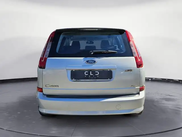 Ford C-Max view 5