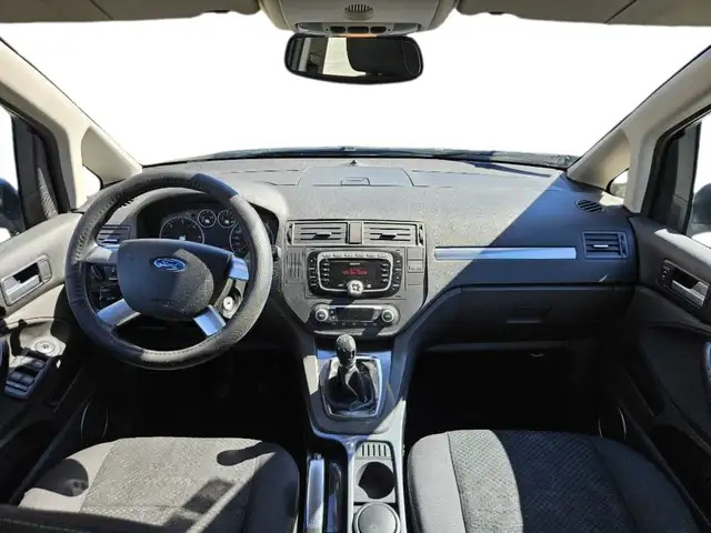Ford C-Max view 7