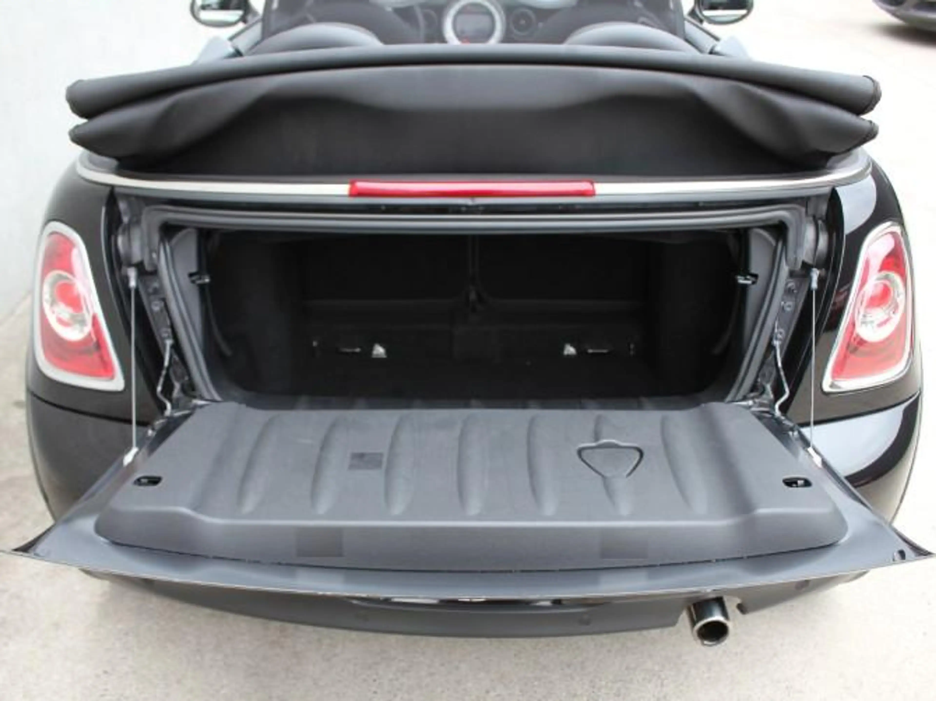MINI Cooper Cabrio Mini Cabriolet 1.6i Cooper/navi/bluetooth — photo 13