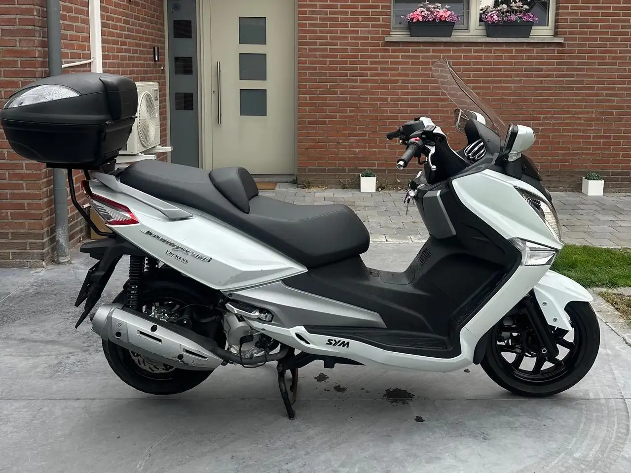 Sym GTS 125