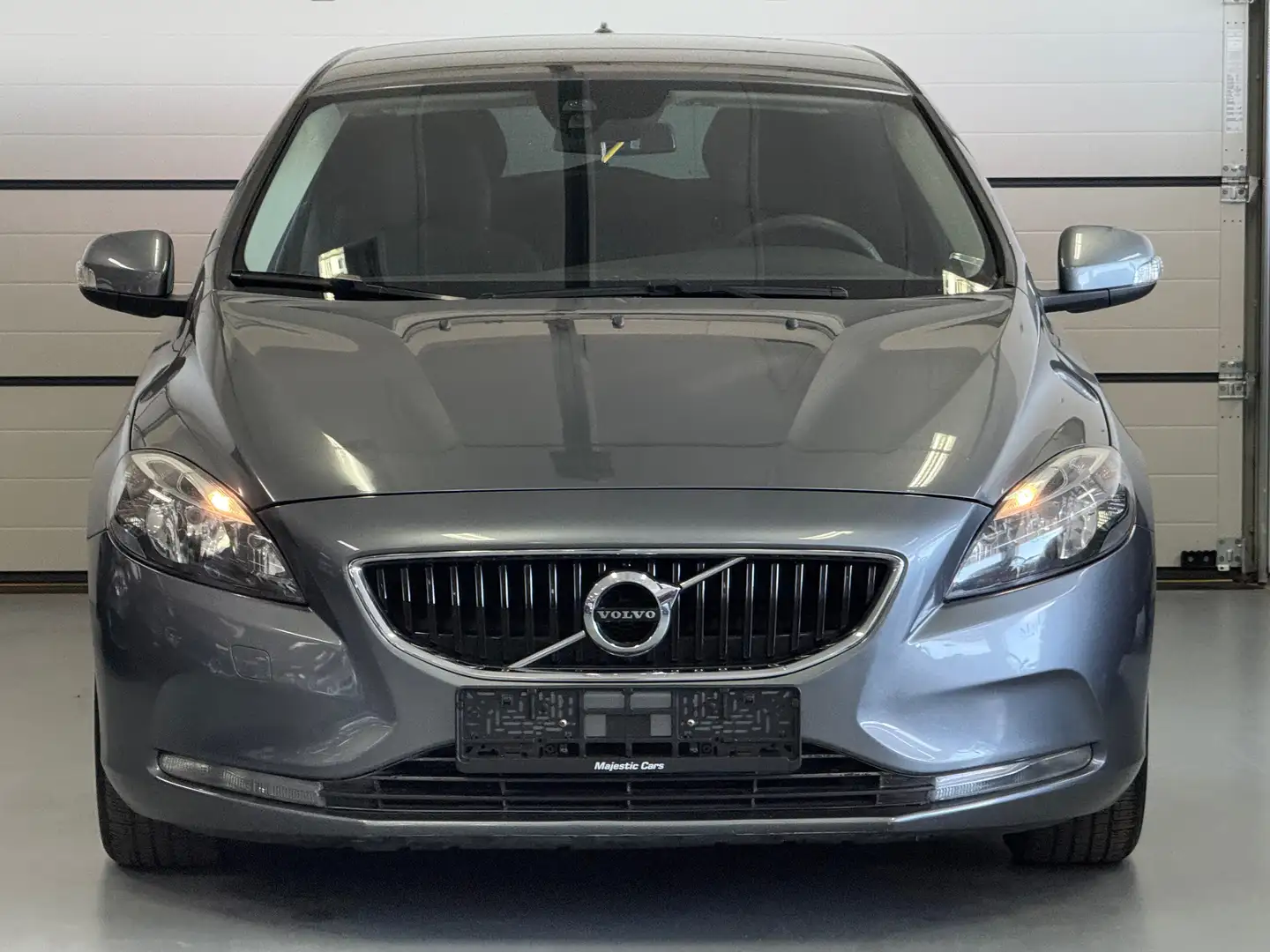 Volvo V40 V40 D2 120 Grau - 2