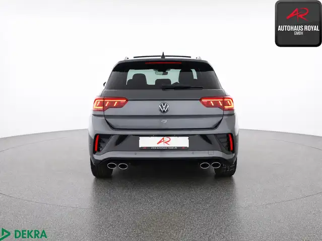 Volkswagen T-Roc view 4