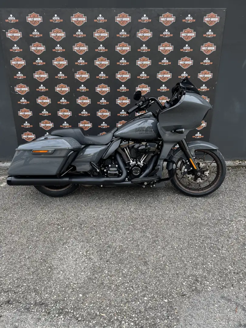 Harley-Davidson Road Glide Road Glide ST - 1