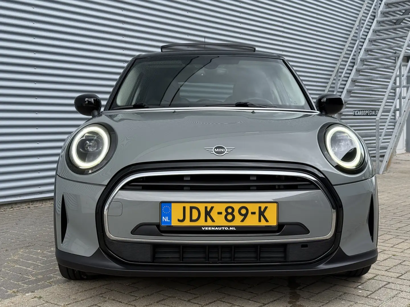 MINI Cooper Mini 1.5 Camden Pano/Camera/Apple/Leder Grau - 2