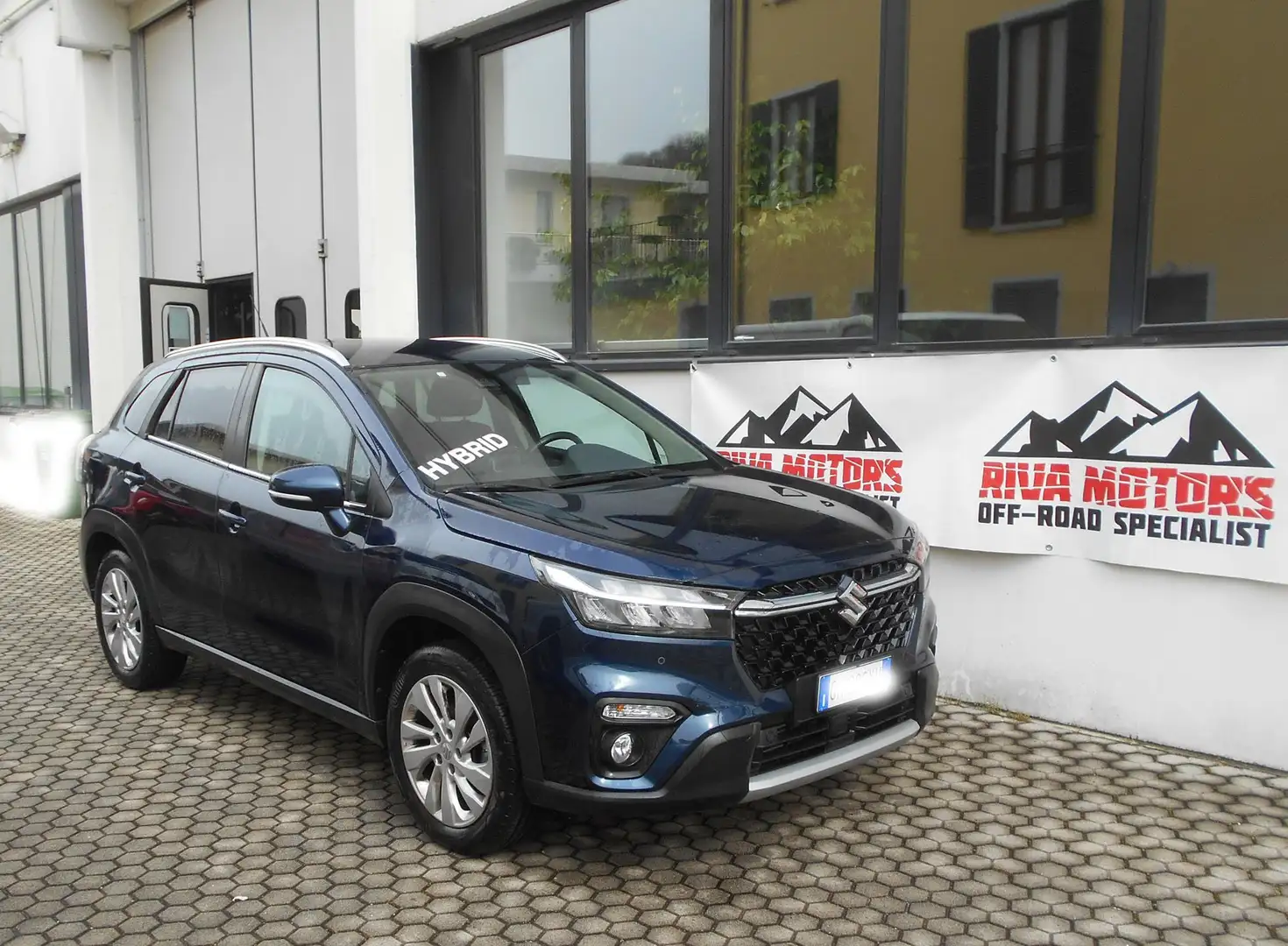 Suzuki SX4 S-Cross S-Cross 1.4h Top+ 2wd. Da € 185 Blau - 2