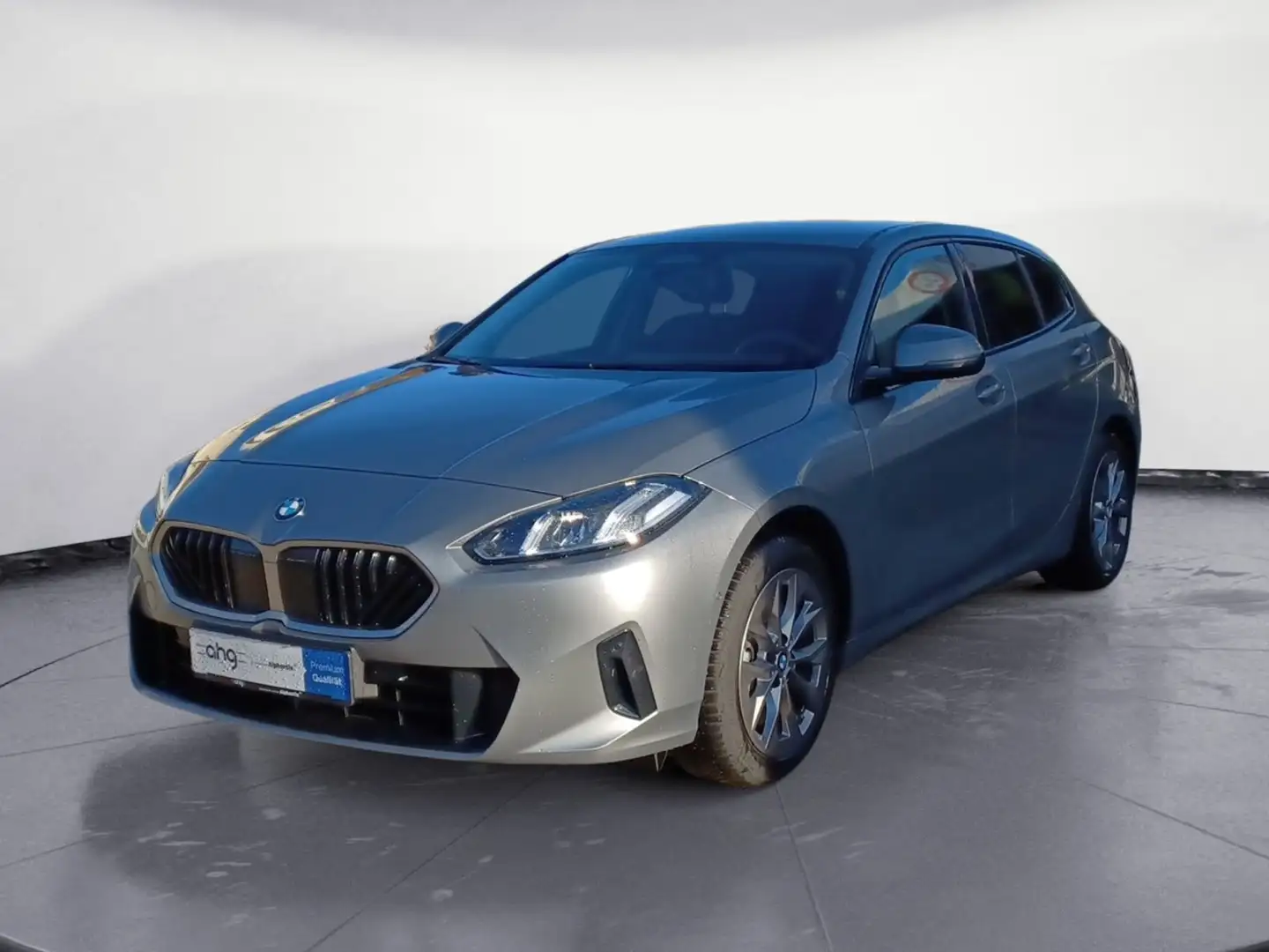 BMW 123 xDrive Steptronic Navi Rückfahrkamera Klimaa Grau - 2