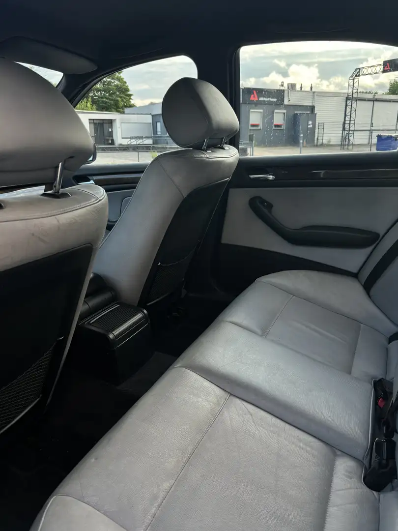 BMW 320 320i Edition Exclusive - 1