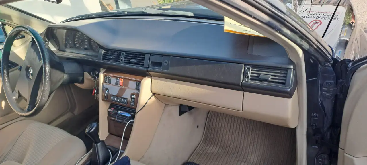 Mercedes-Benz CE 300, foto 8