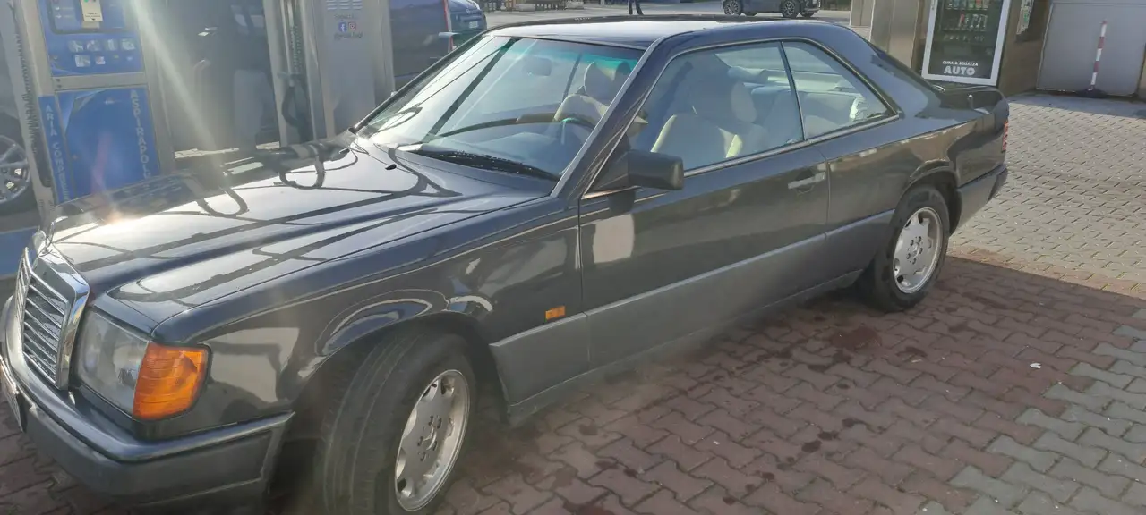 Mercedes-Benz CE 300, foto 2