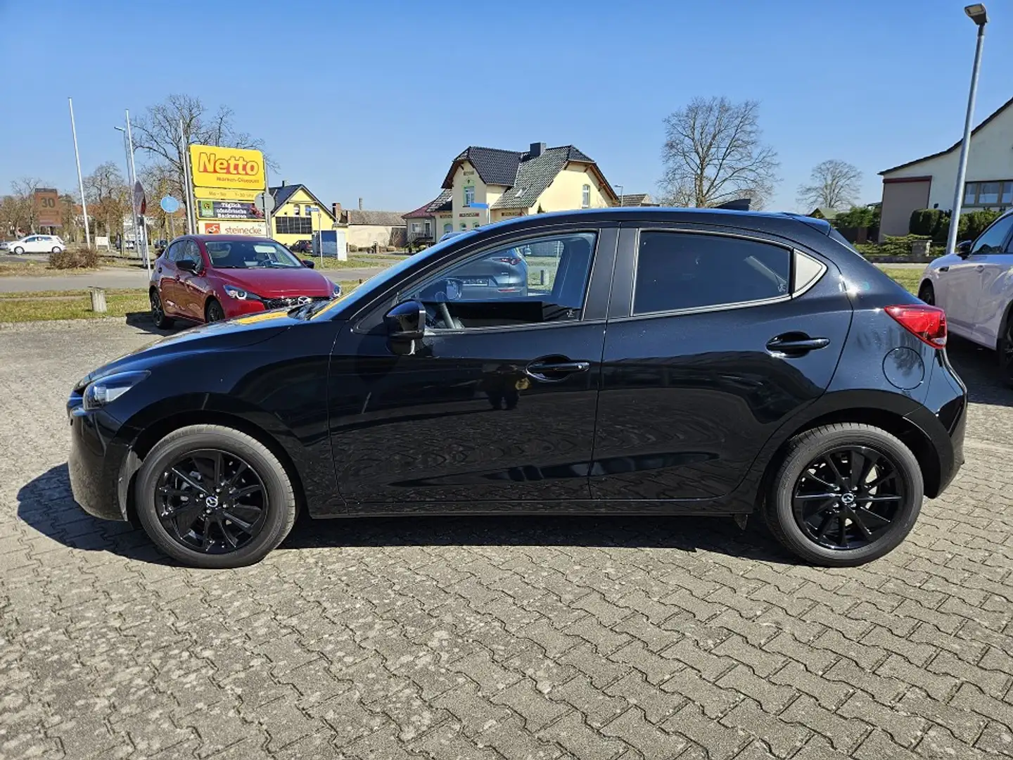 Mazda 2 1.5L e-SKYACTIV G 90ps 6MT FWD HOMURA Schwarz - 2