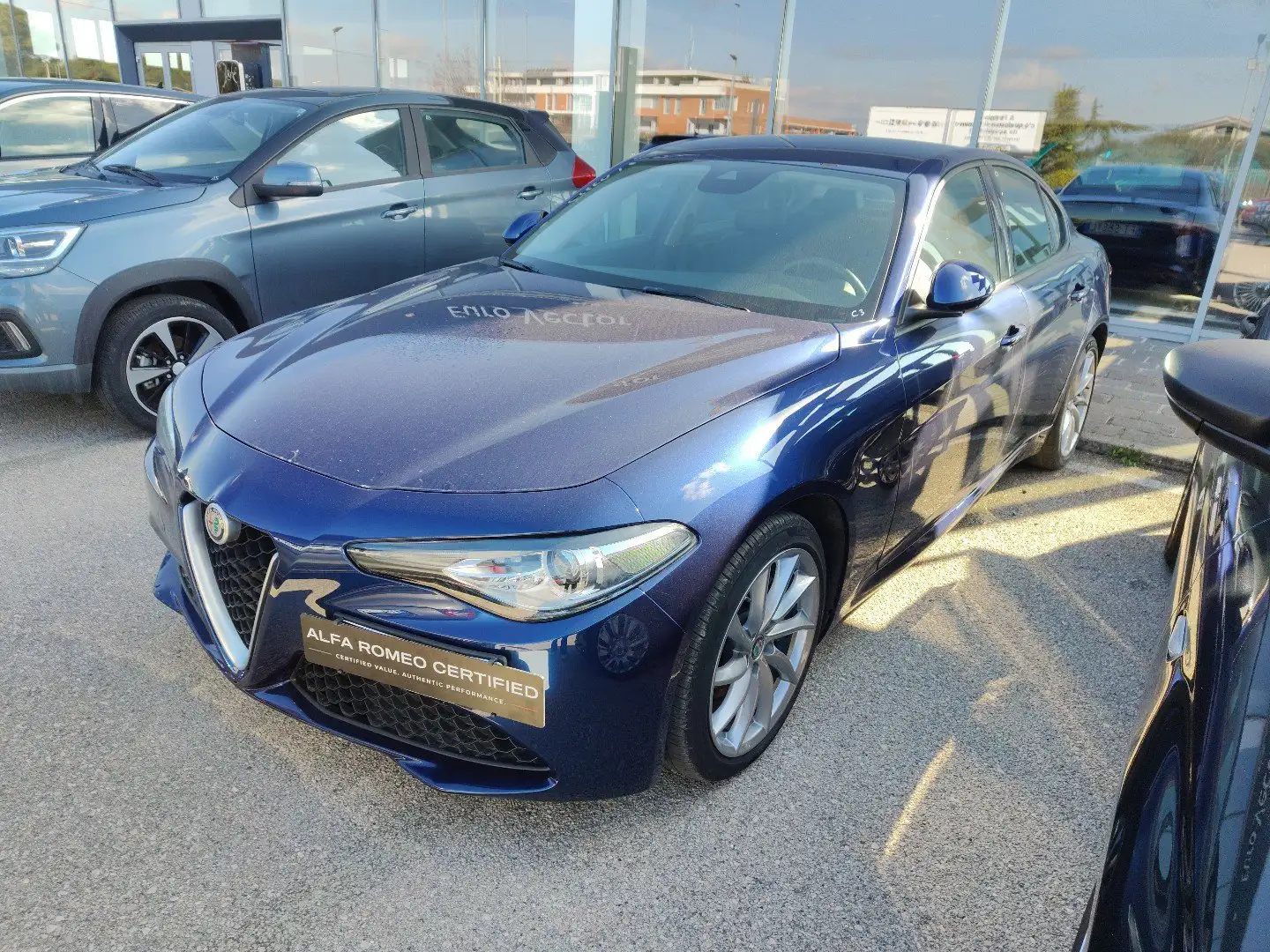 Alfa Romeo Giulia 2.2 Turbodiesel 160 CV AT8 Super Blau - 1