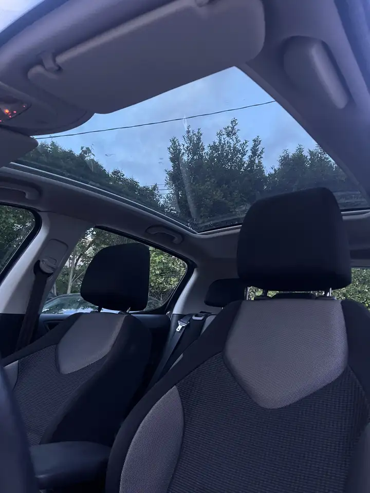 Peugeot 308 308 SW — photo 7