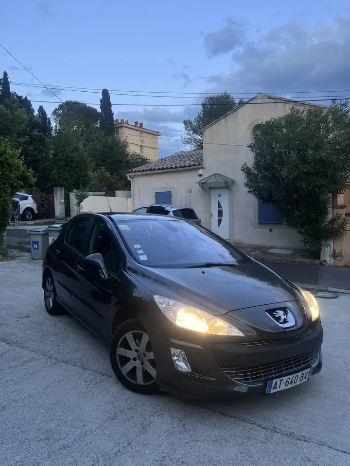 Peugeot 308 1.6 THP 150ch BVM6 FÃ©line