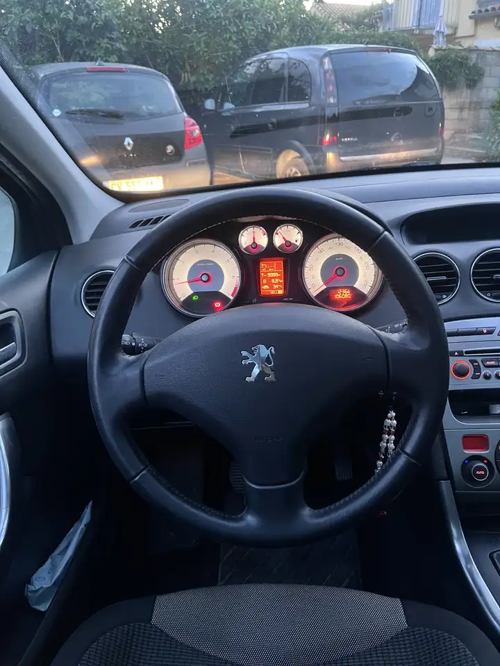 Peugeot 308 308 SW — photo 8