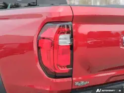 GMC Canyon снимка GMC Canyon