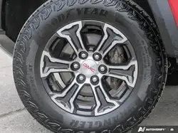 GMC Canyon снимка GMC Canyon