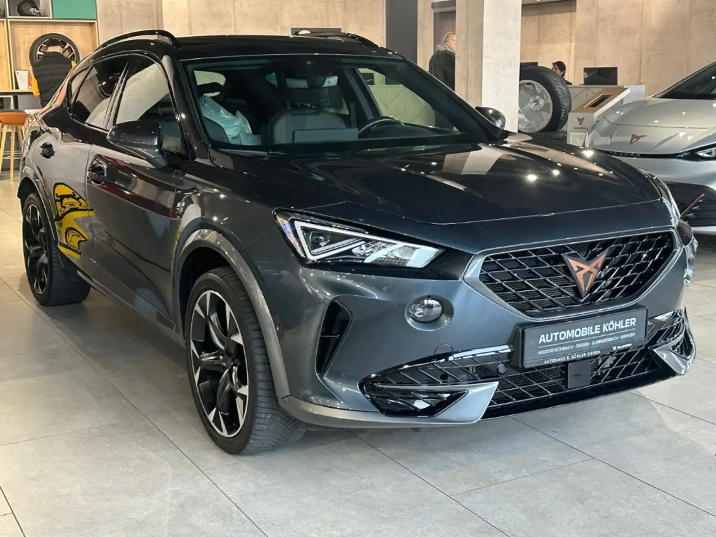 CUPRA Formentor Allrad / AHK-klappbar Navi Digitales Cockpit LED S Grau - 2