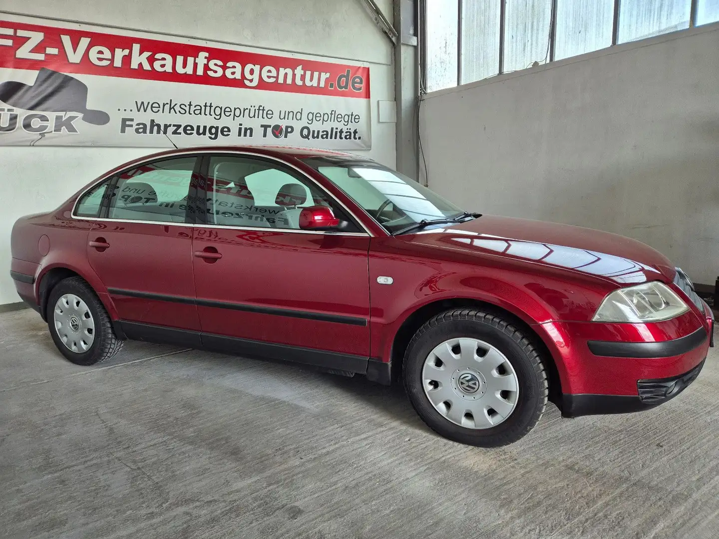 Volkswagen Passat Lim., 1. Hand, 1. Jahr Garantie Rood - 2