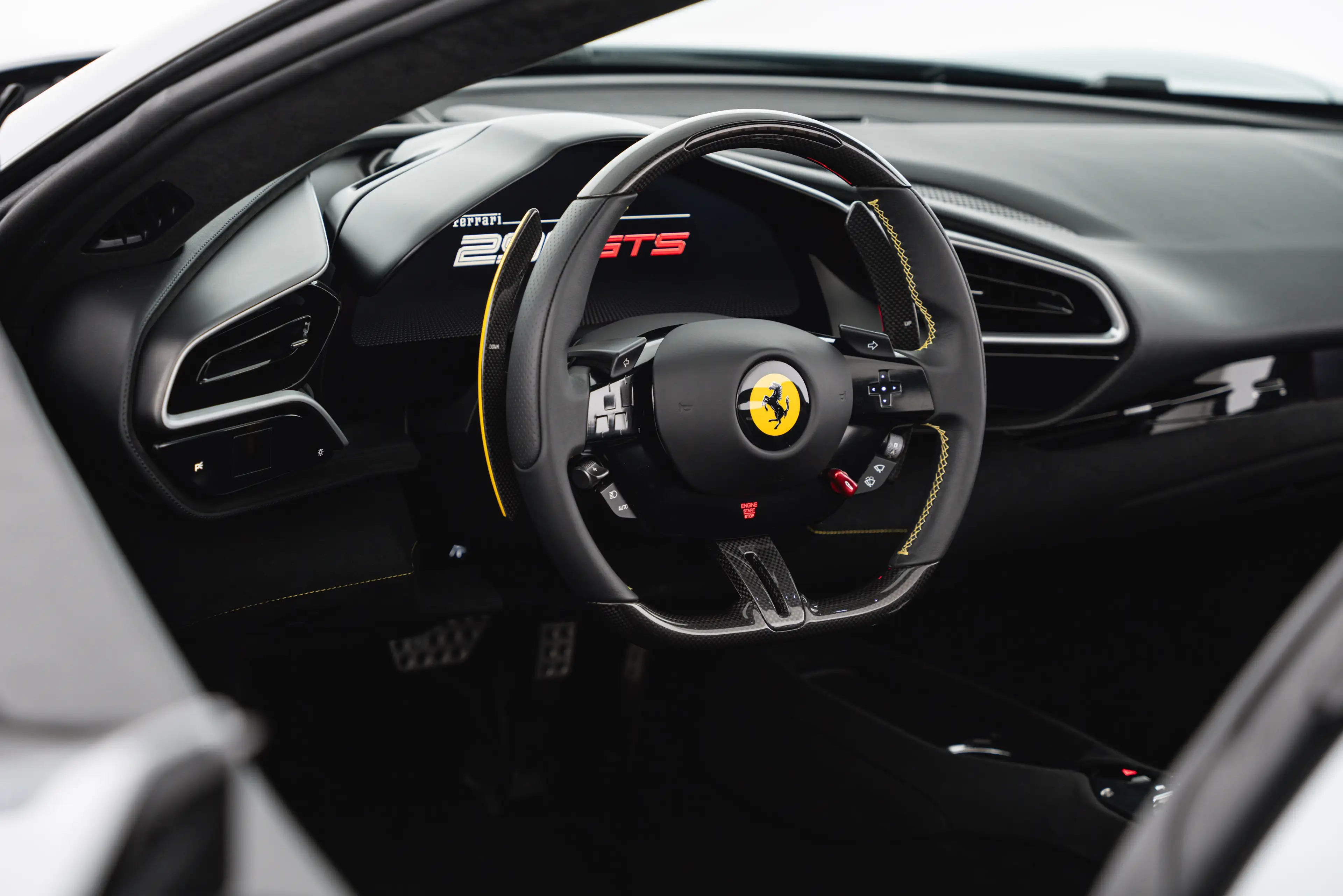 Ferrari 296 GTS — photo 15