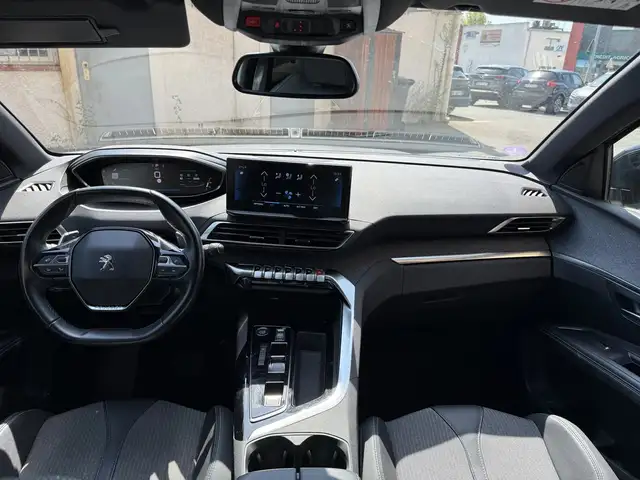Peugeot 3008 view 15