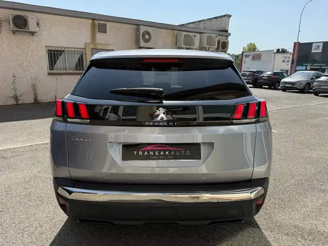 Peugeot 3008 view 6