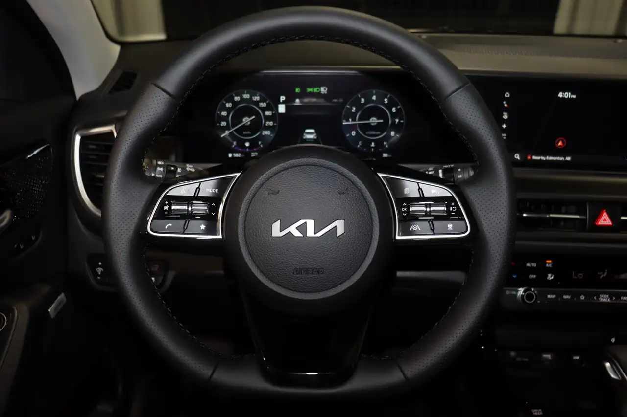 Kia Seltos снимка Kia Seltos