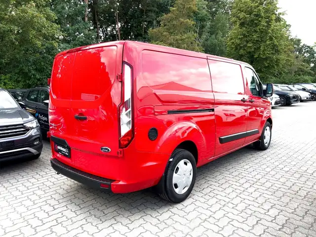 Ford Transit Custom view 5