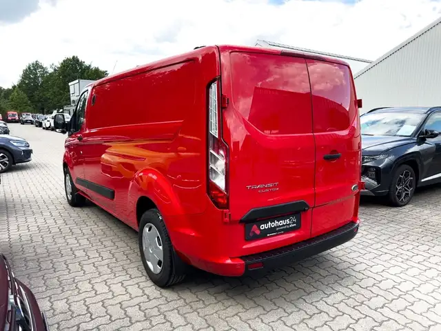 Ford Transit Custom view 4
