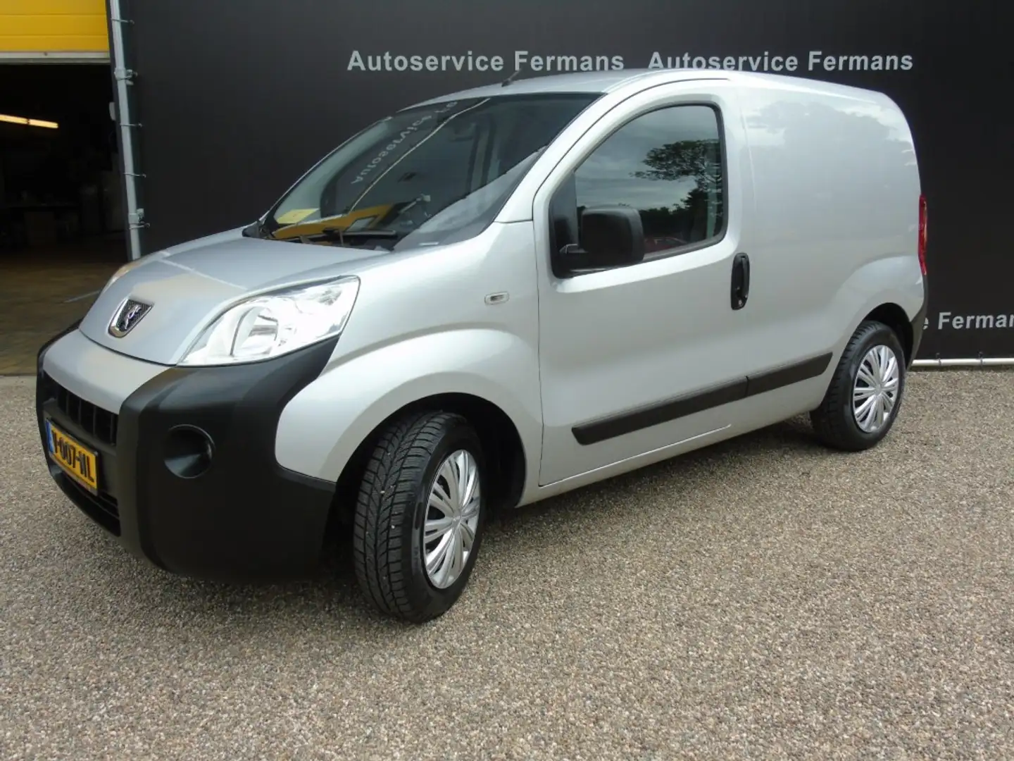 Peugeot Bipper 1.2 Diesel 59 KW. / Airco / Schuifdeuren / El. pak Gri - 2