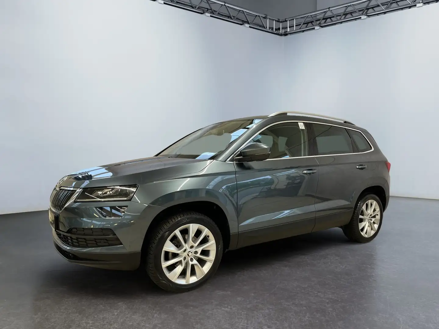 Skoda Karoq Style 1.5 TSI DSG Smartlink el.Heckklappe Grau - 2