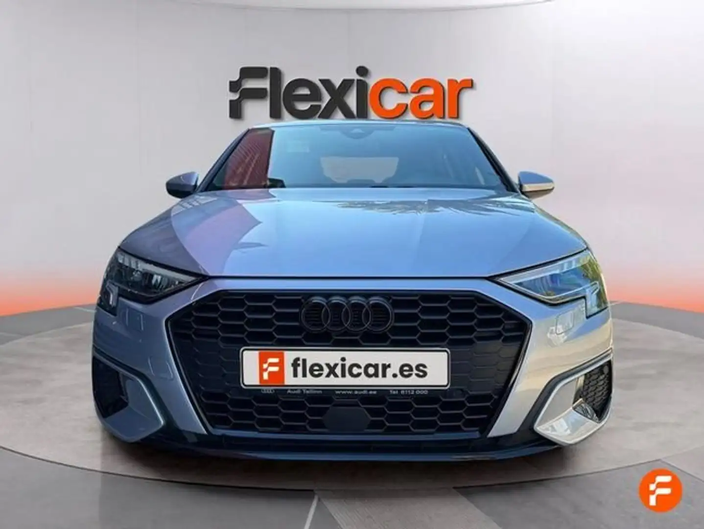 Audi A3 Sportback Black line 30 TFSI 81kW S tron Gris - 2