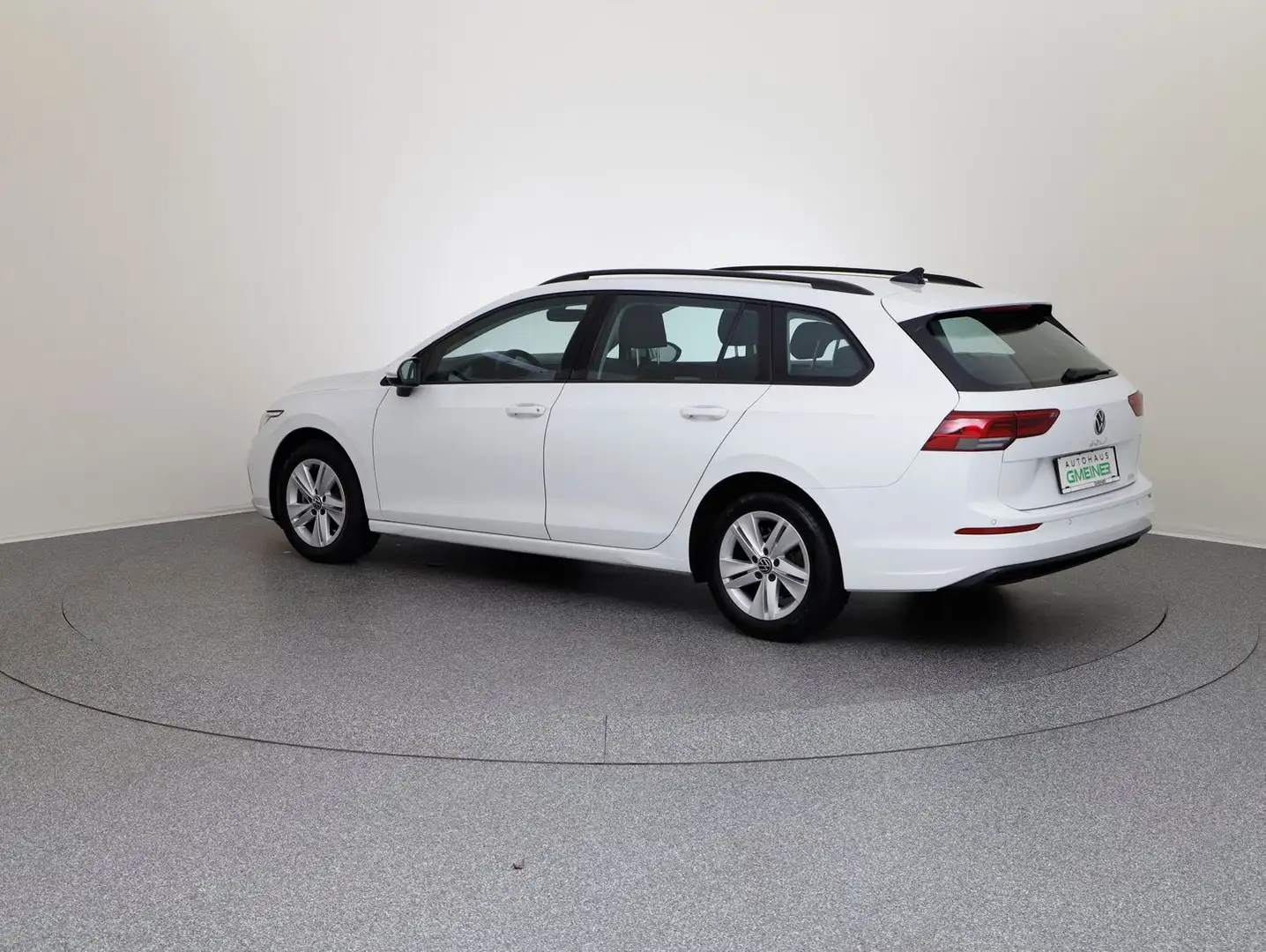 Volkswagen Golf Variant Life mHeV DSG Weiß - 2