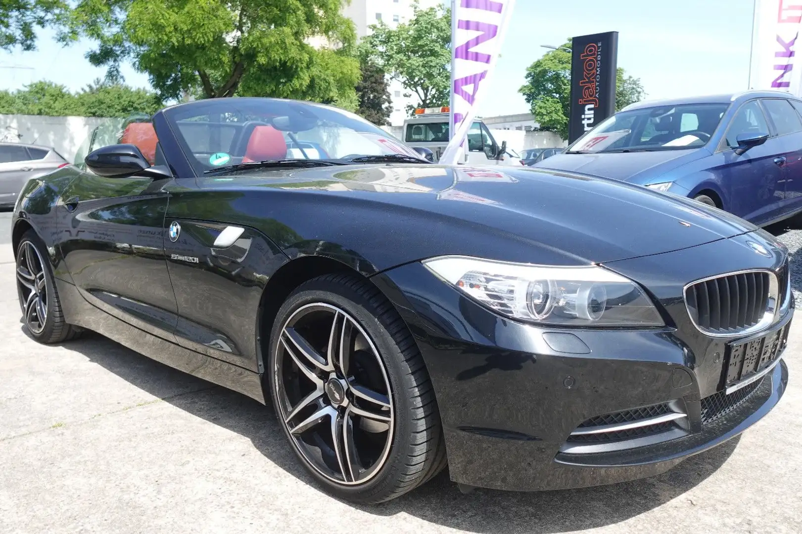 BMW Z4 Baureihe Z4 Roadster sDrive 20i+LEDER+BC+PDC+ Schwarz - 1