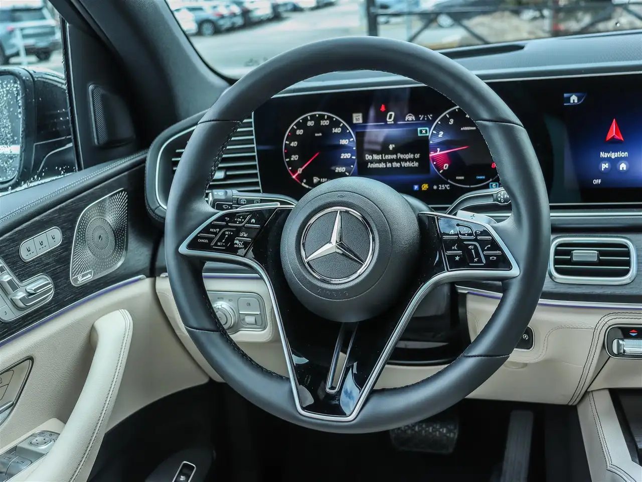Mercedes-Benz GLE снимка Mercedes-Benz GLE