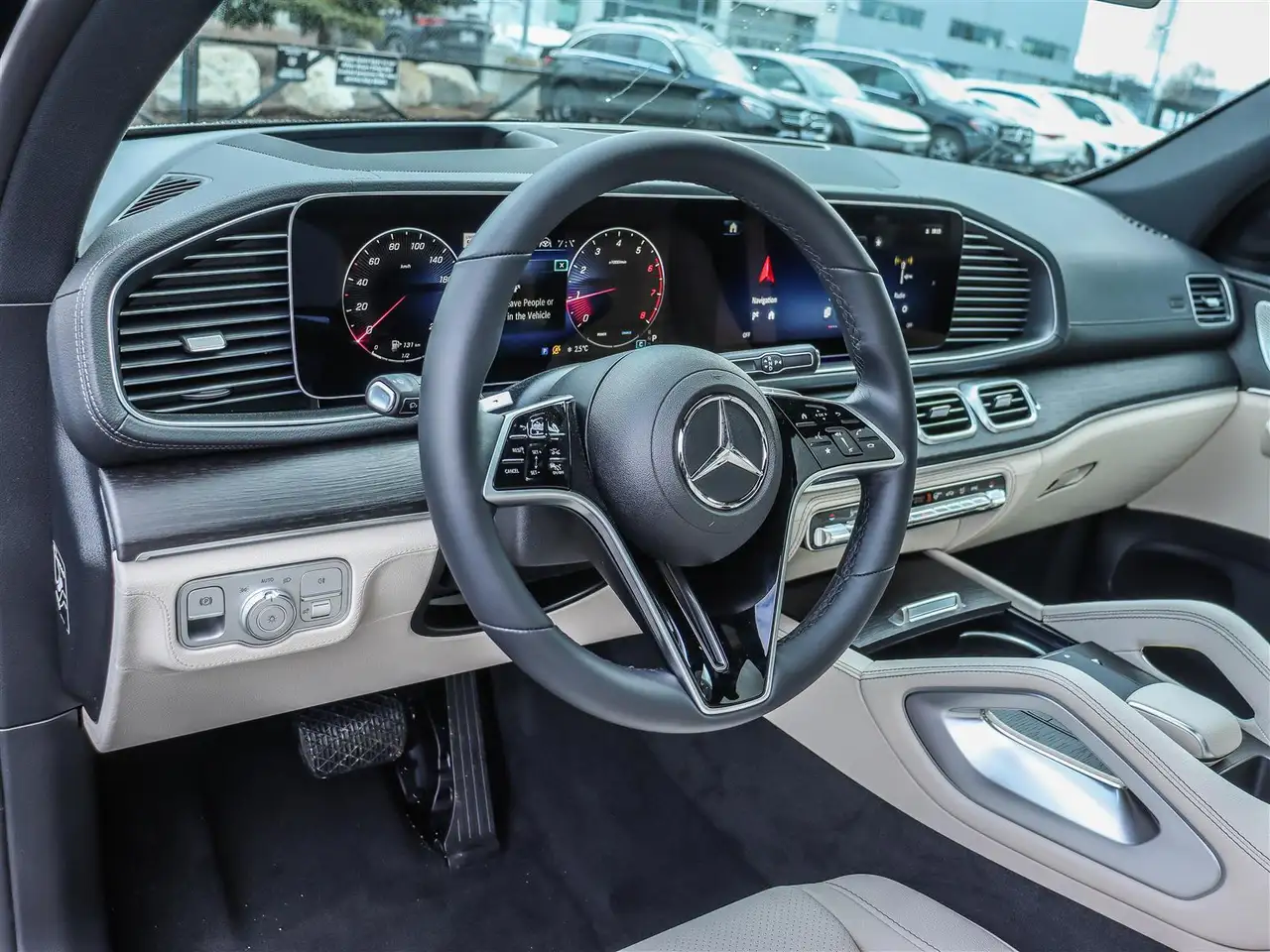 Mercedes-Benz GLE снимка Mercedes-Benz GLE