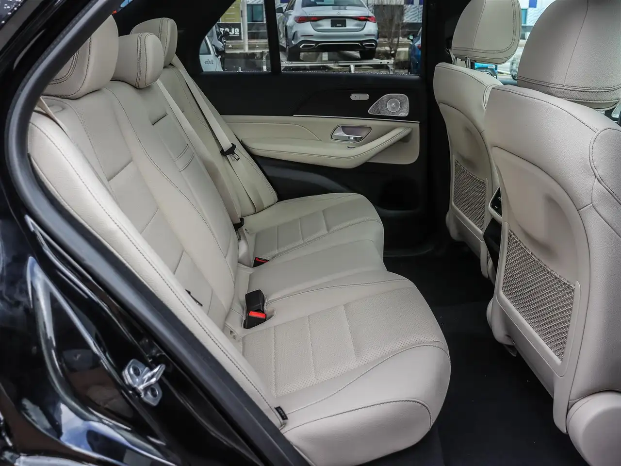 Mercedes-Benz GLE снимка Mercedes-Benz GLE
