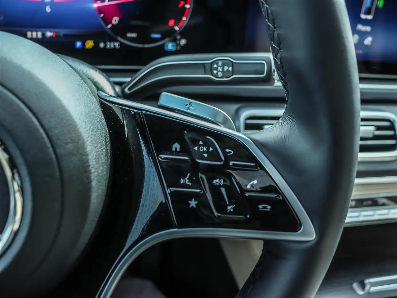 Mercedes-Benz GLE снимка Mercedes-Benz GLE