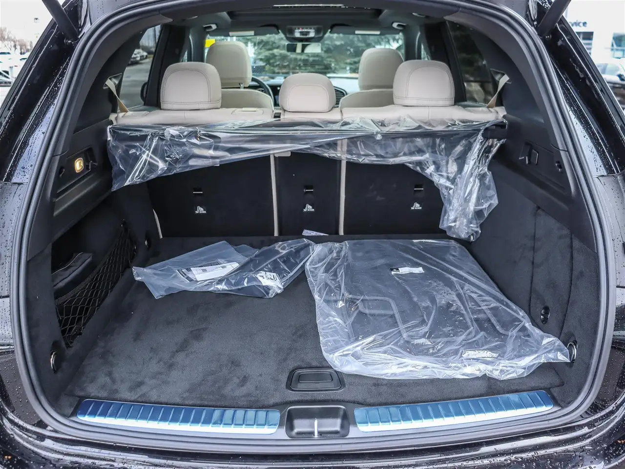 Mercedes-Benz GLE снимка Mercedes-Benz GLE