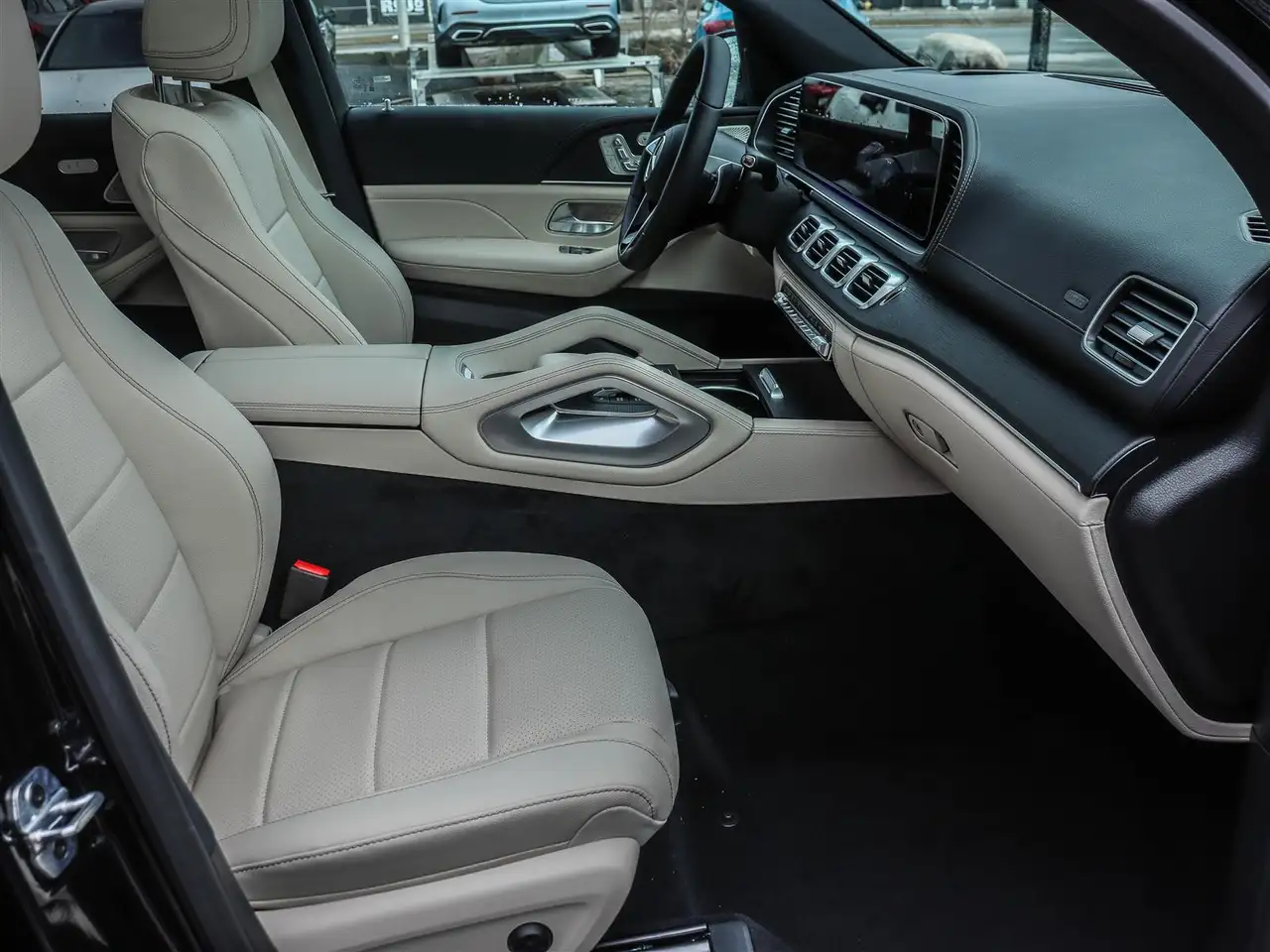 Mercedes-Benz GLE снимка Mercedes-Benz GLE