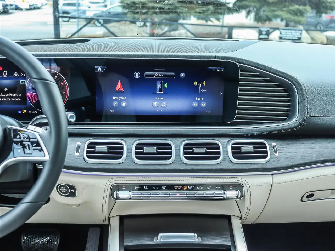 Mercedes-Benz GLE снимка Mercedes-Benz GLE