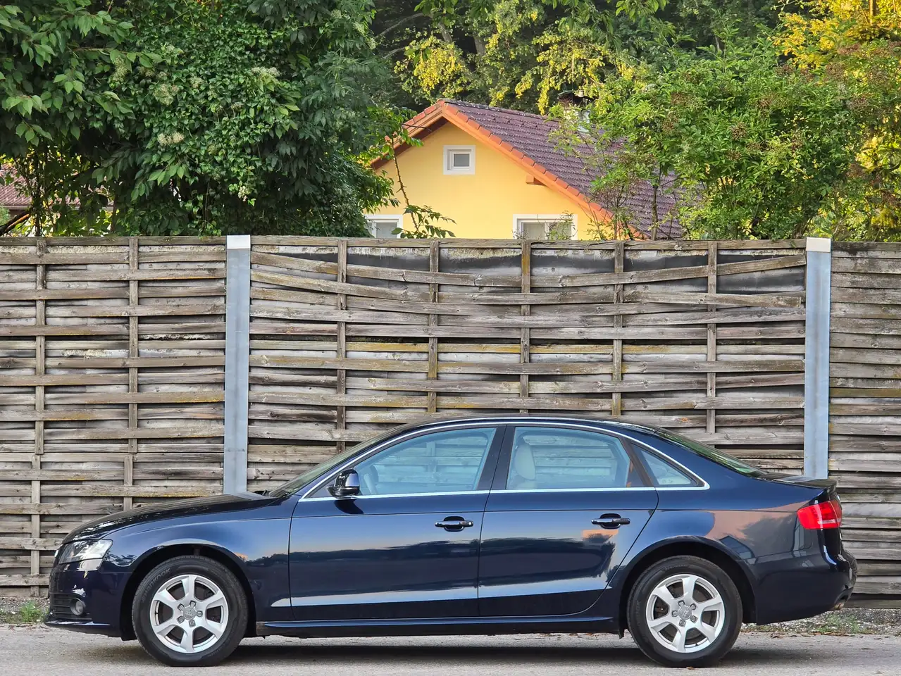 Audi A4 2,0 TDI Top – Bild 7