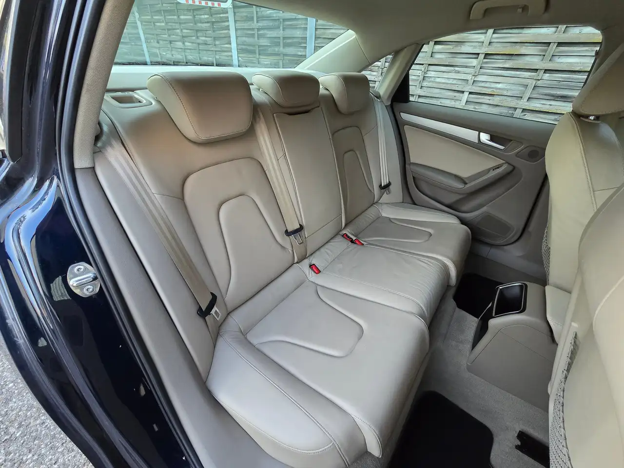 Audi A4 2,0 TDI Top – Bild 18