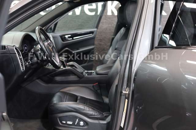 Porsche Cayenne 3.0l V6 Matrix LED/Pano/360°/Sp.Plus/21*