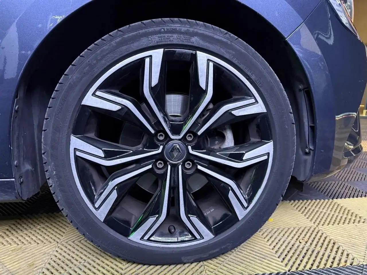 Renault Clio Citadine 5 portes — photo 47