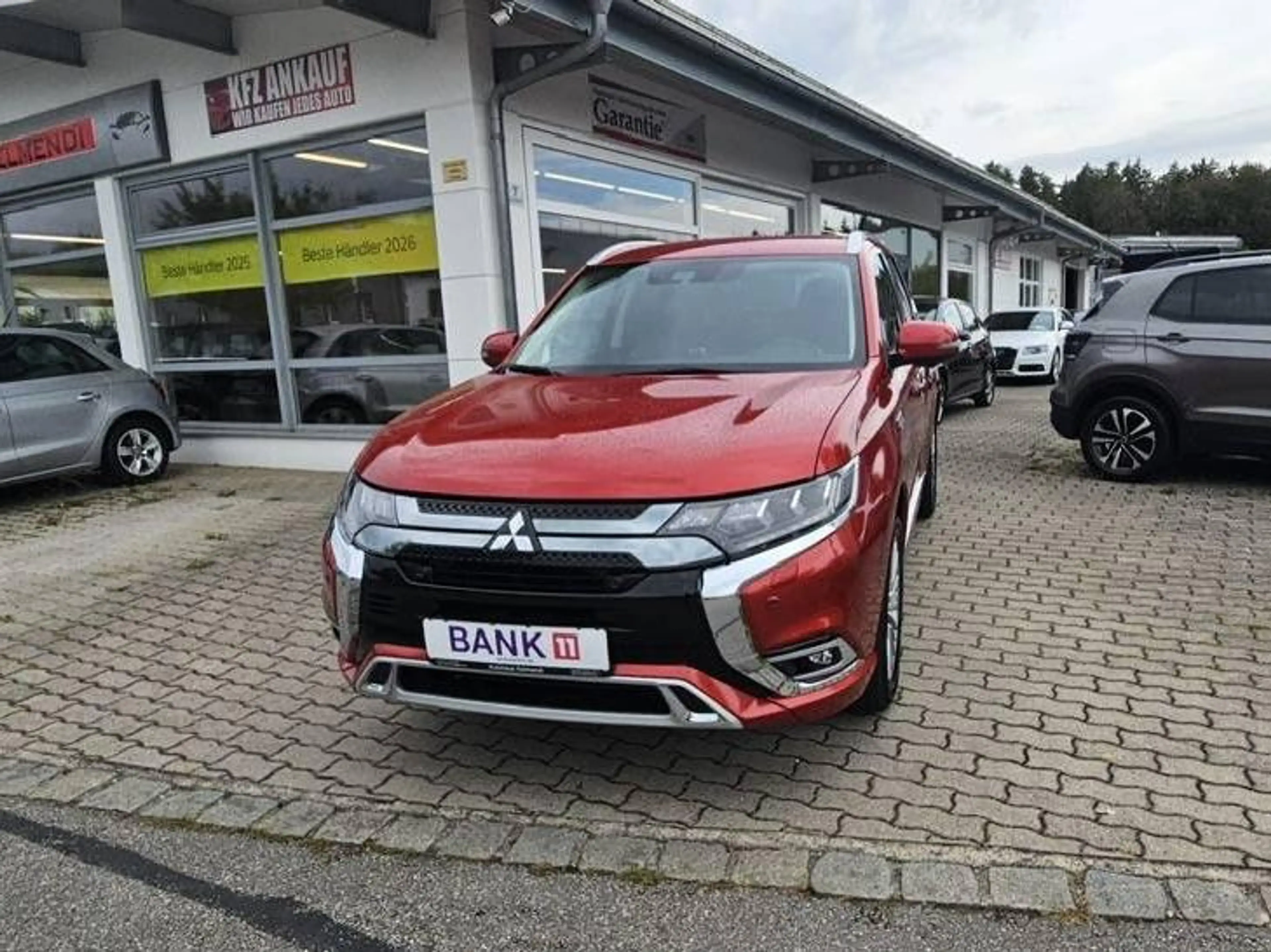 Mitsubishi Outlander PHEV Plus 4WD - 1. Hand - Scheckheftgepflegt - — photo 3