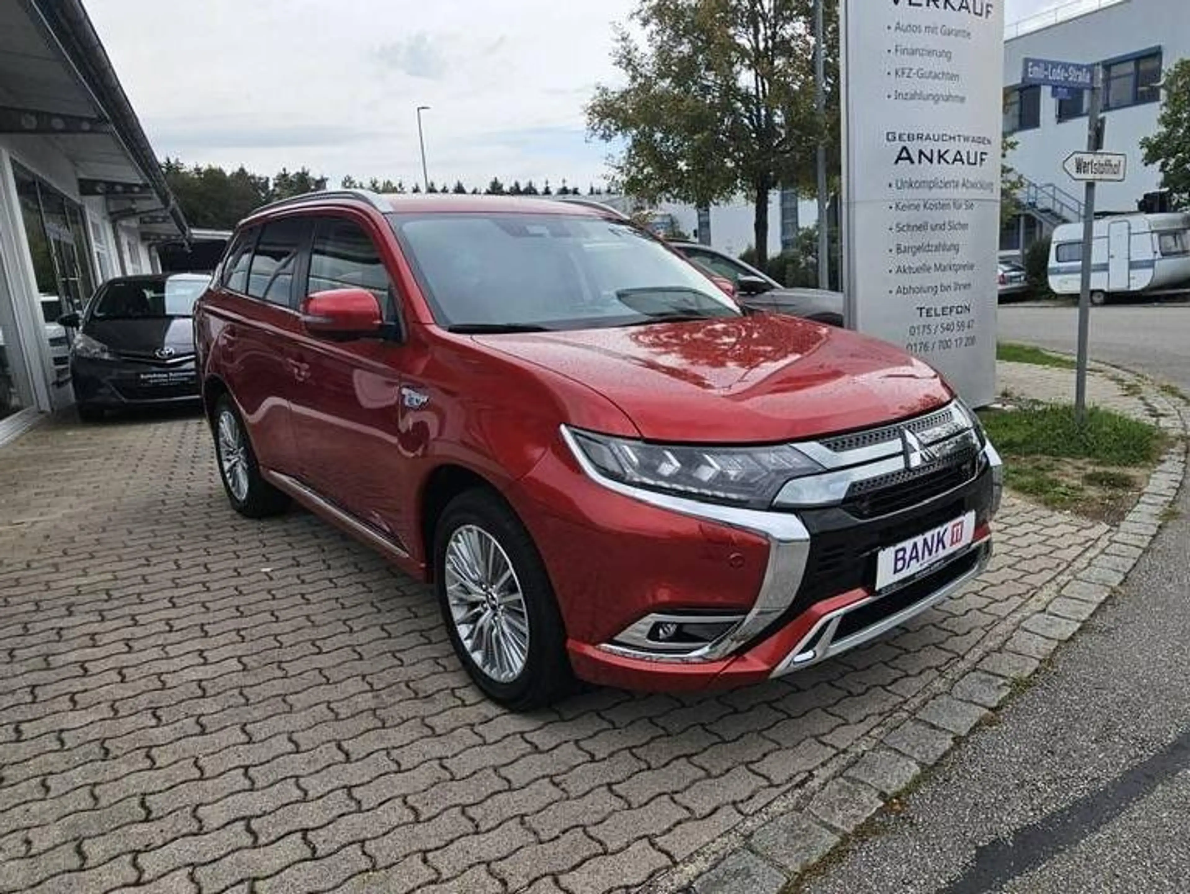 Mitsubishi Outlander PHEV Plus 4WD - 1. Hand - Scheckheftgepflegt - — photo 5