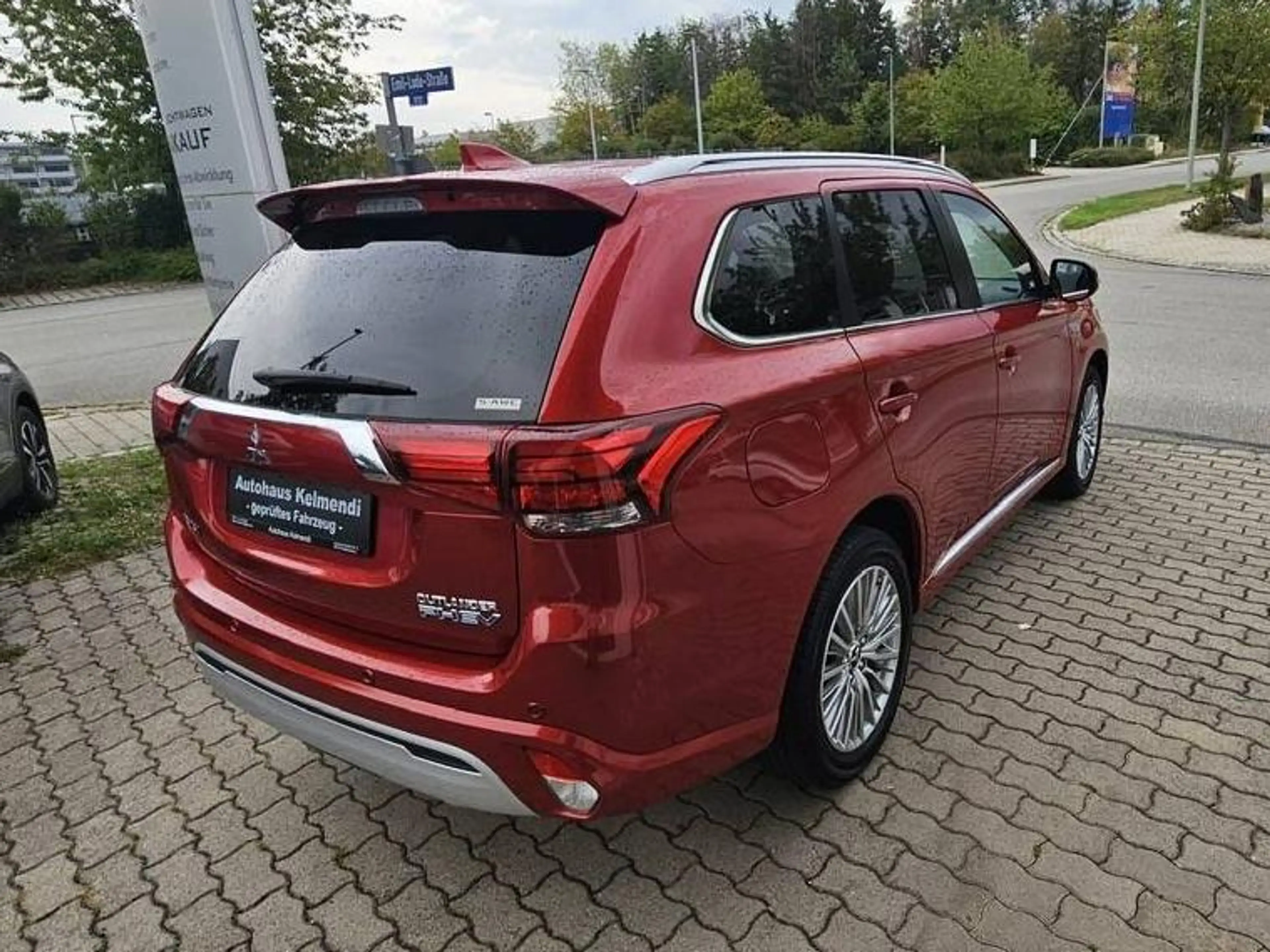 Mitsubishi Outlander PHEV Plus 4WD - 1. Hand - Scheckheftgepflegt - — photo 8