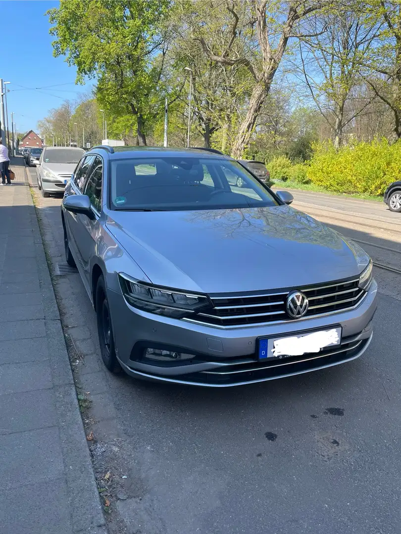 Volkswagen Passat Variant Business Grau - 1